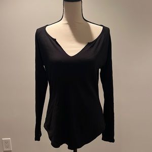 V Neck Long Sleeve Tee